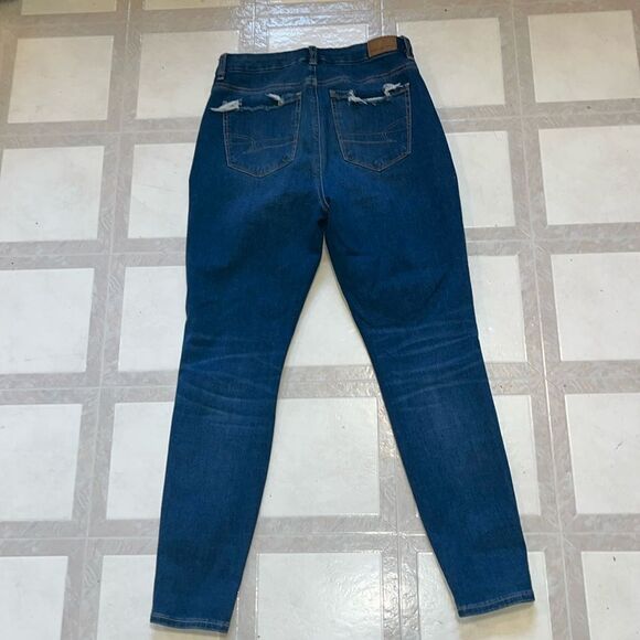 AMERICAN EAGLE DISTRESSED/RIPPED DREAM JEAN CURVY HI-RISE JEGGING SIZE 4 SHORT - Picture 4 of 10
